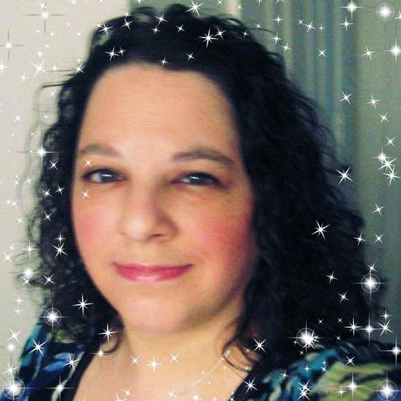 Meet your Posher, Stacey - Picture 1 of 1